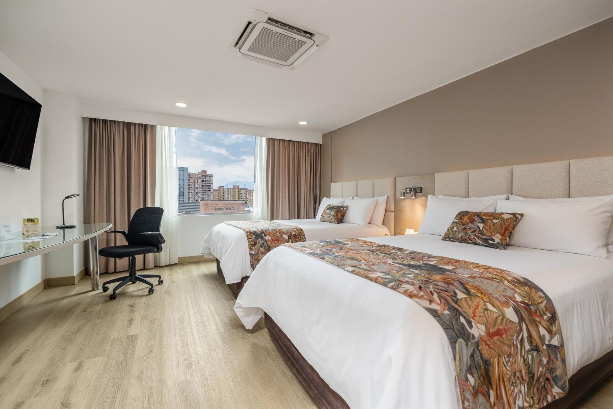 Novelty Suites Hotel Medellin Exterior photo
